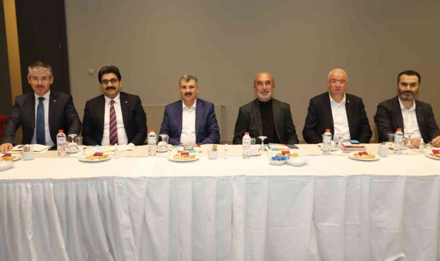 Başkan Çopuroğlu, İç Anadolu İl Başkanları İstişare Toplantısın katıldı