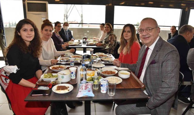 Başkan Ergün personelinin yeni yılını kutladı