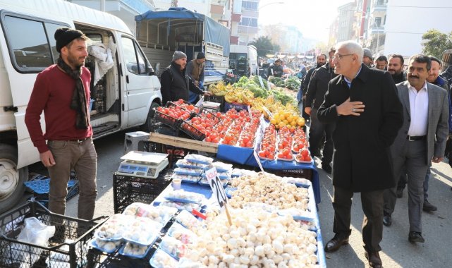 Başkan Güder, pazarcı esnafının taleplerini dinledi
