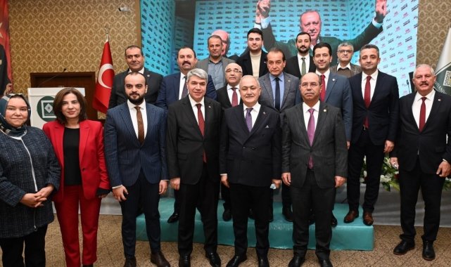 Başkan Kara, AK Parti&#039;lilere projelerini anlattı
