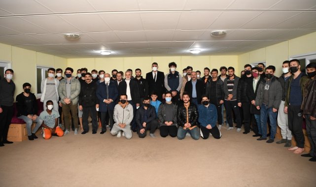 Başkan Kocaman'dan öğrenci yurduna ziyaret