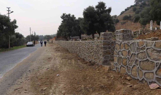 Başkan Özcan, Pınarbaşı Mahallesi'ndeki çalışmaları inceledi