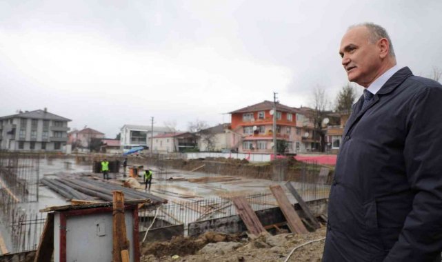 Başkan Özlü, hafta sonunu projelere ayırdı