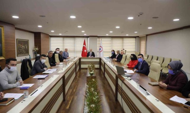 Başkan Özlü&#039;den çevre ve çöp konusuna hassasiyet çağrısı