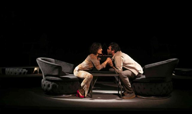 Başkan Seçer: &quot;Mersin&#039;in barış kenti olmasının en büyük çimentosu sanattır&quot;