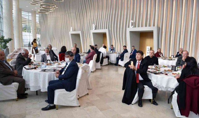 Başkan Tütüncü, farklı illerden gelen yörük derneklerini ağırladı