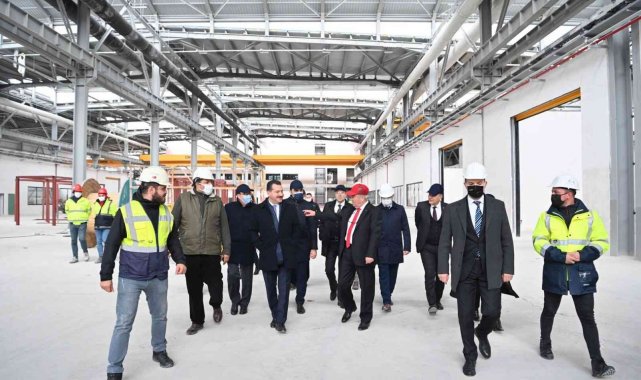 Başkan Yılmaz, savunma sanayi üreticisi fabrikayı gezdi