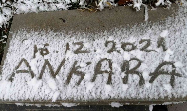 Başkent'te kar yağışı