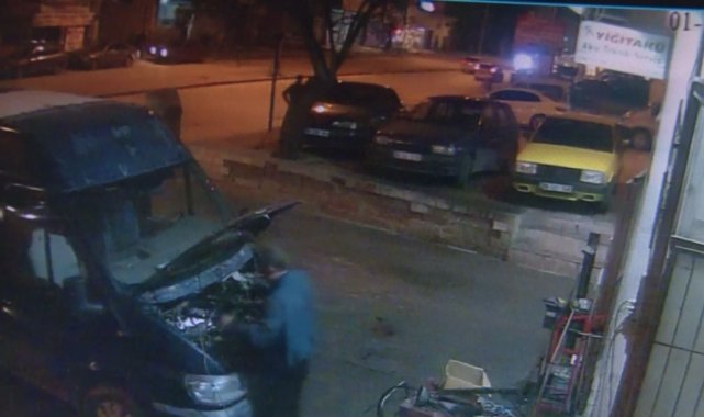 Başkent'teki alacak-verecek cinayetinde aracın dükkana daldığı anlar kamerada