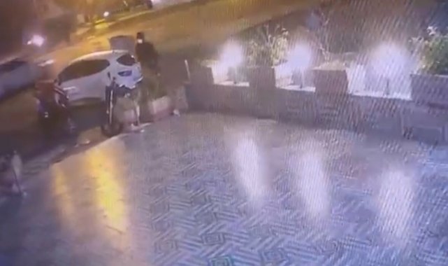 Batman'da motosiklet hırsızının rahat tavırları pes dedirtti