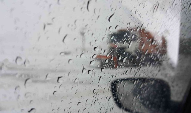 Bayburt&#039;ta kardan kapalı köy yolu kalmadı