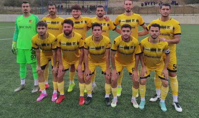 Bayırköyspor 3'üncü lig hedefine adım adım koşuyor