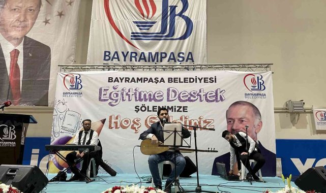 Bayrampaşa'da 3 bin 82 öğrenciye burs verdi