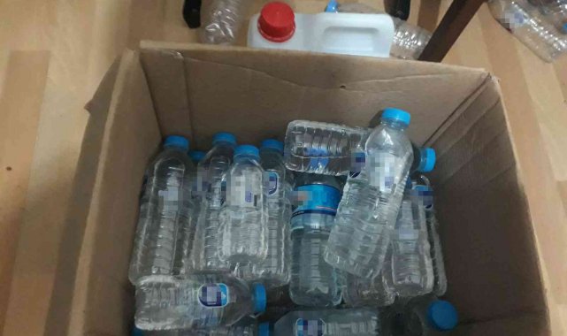 Bayrampaşa&#039;da bir evde 30 litre sahte alkol ele geçirildi
