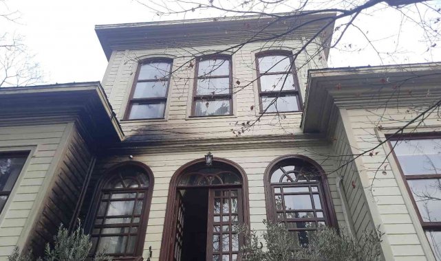 Bebek'teki tarihi İbrahim Paşa Köşkü'nde yangın: Korktuk, çığlık kıyamet vardı