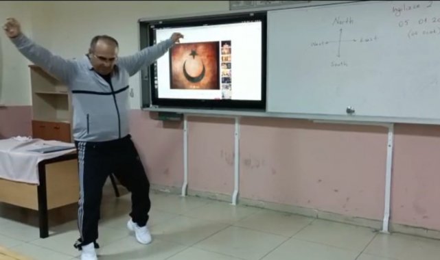 Beden eğitimi öğretmeni sınıfta harmandalı oynadı
