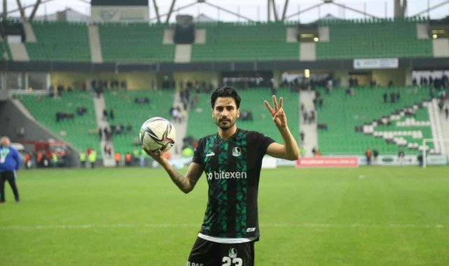 Beğenilmediği için takımdan gönderildi, Sakaryaspor&#039;da gol krallığına oynuyor