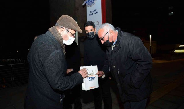 Belediye Başkanı Ekicioğlu, yeni yıl öncesi saha çalışanlarıyla bir araya geldi