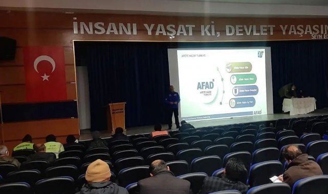 Belediye personeline &#039;Afet Farkındalık Eğitimi&#039; verildi
