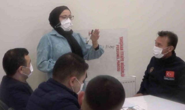 Belediye personellerine diksiyon kursu