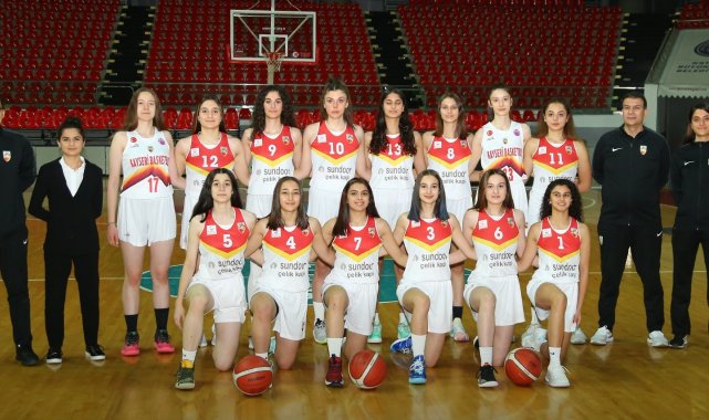 Bellona Kayseri'nin gençleri iyi başladı