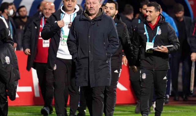 Beşiktaş'ta Sergen Yalçın dönemi sona erdi