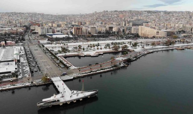 Beyaz örtüyle kaplanan Samsun havadan görüntülendi