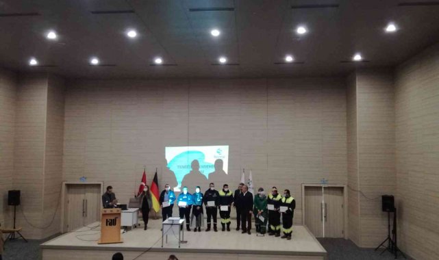 Beykoz'un temizlik işçileri üniversite mezunu oldu