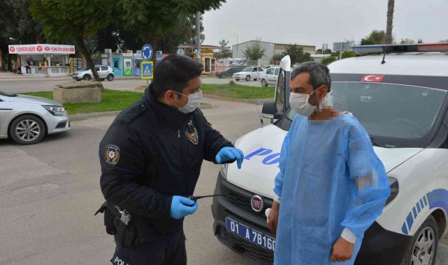 Bıçaklanan yaralı hastaneden kaçtı, hasta önlüğüyle yakalandı
