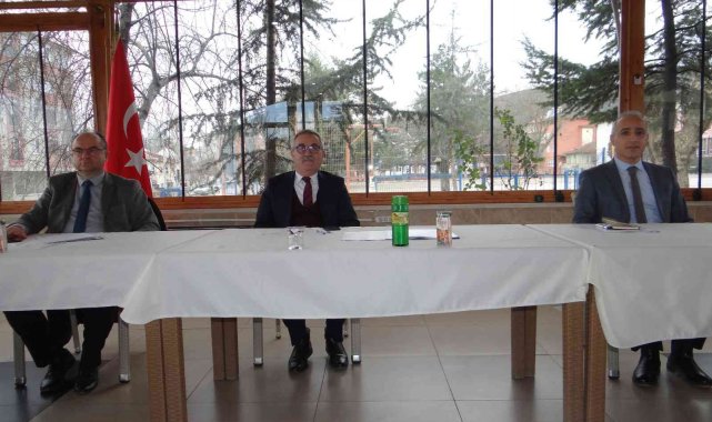 Bilecik İl Eğitim Değerlendirme Toplantısı Gölpazarı'nda yapıldı