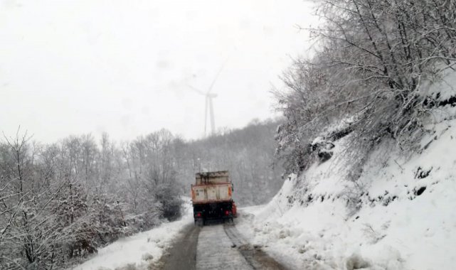 Bilecik&#039;te karla mücadele başladı