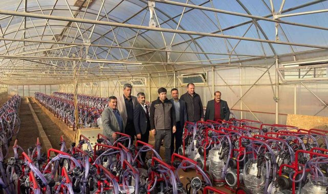 Bingöl'de çiftçilere yüzde 80 hibeli 162 adet süt sağım makinesi dağıtıldı