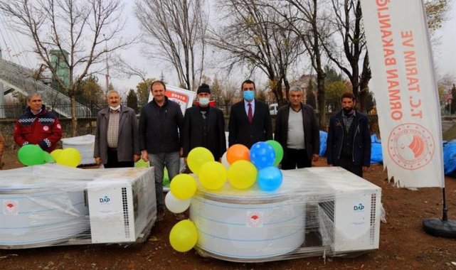 Bingöl'de yetiştiricilere yüzde 60 hibeli süt soğutma tankı dağıtıldı