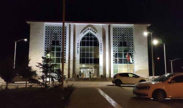 Bir aylık bebeğini sobada yaktığı iddia edilen anne adliyeye sevk edildi