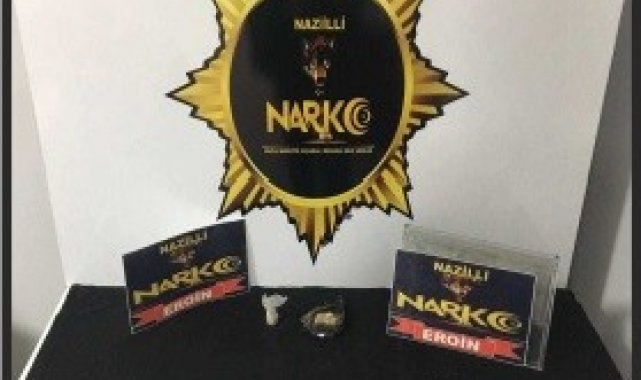 Bir haftada 1 kilo uyuşturucu ele geçirildi