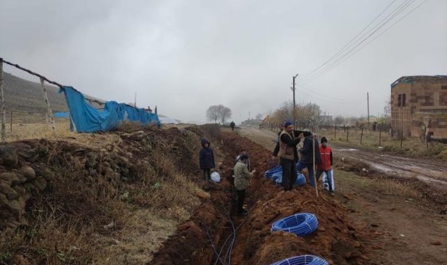Bitlis&#039;te Gedikli köyünün su sevinci
