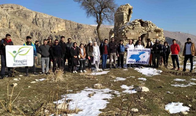 Bitlis'te tarihi yapılar tahrip ediliyor