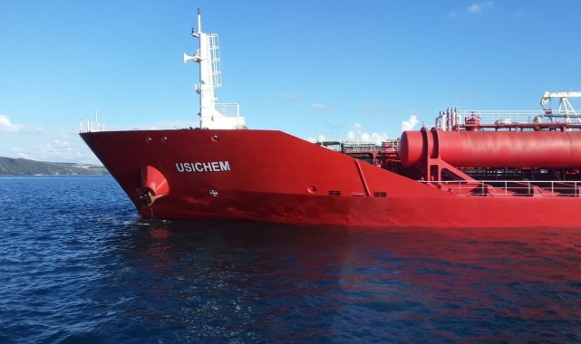 Boğaz'da tankerin sol tarafındaki demir düştü: Boğaz trafiğe kapatıldı