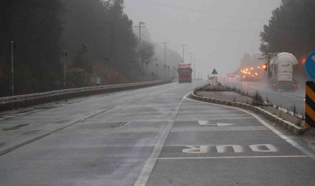 Bolu Dağı'nda sağanak yağış etkili oluyor