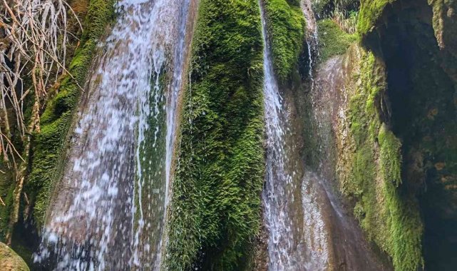 Bor Şelalesi hayran bırakıyor