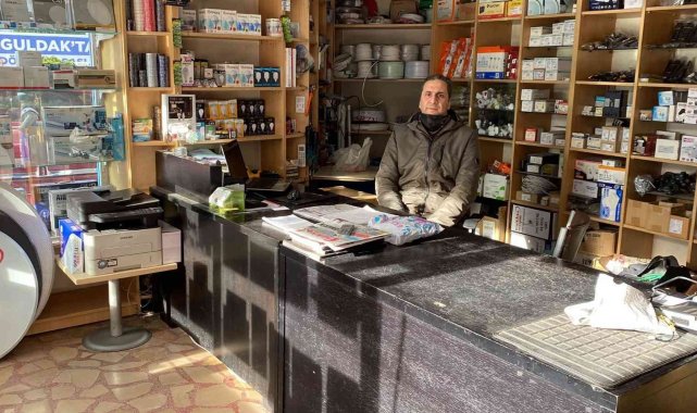 Borcunu ödemek için girdiği dükkanda kriz geçirdi, o anlar güvenlik kamerasında