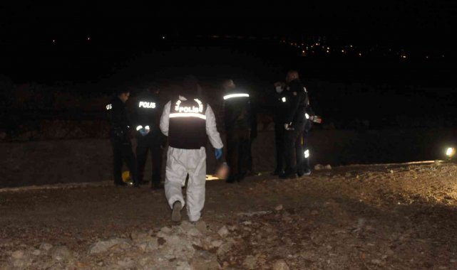 Boş arazide erkek cesedi bulundu