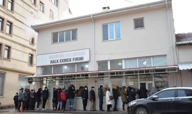 Bozüyük'te halk ekmeğe zam yok