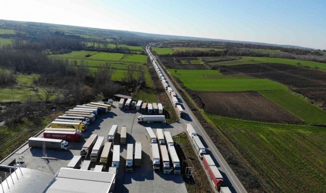 Bulgaristan sınırında 35 kilometrelik ihracat kuyruğu