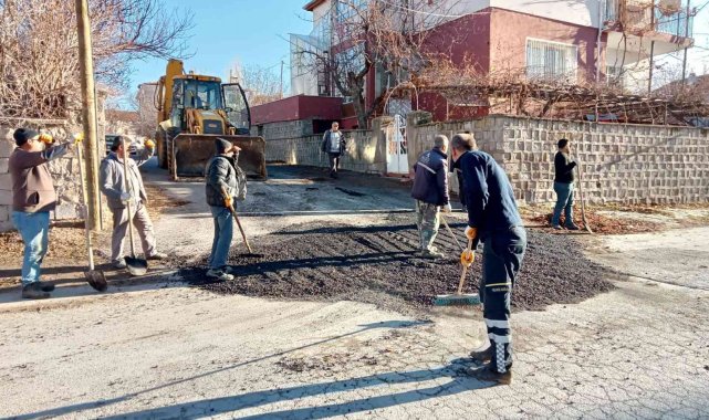 Bünyan'da yol bakım, onarım ve yenileme çalışmaları sürüyor