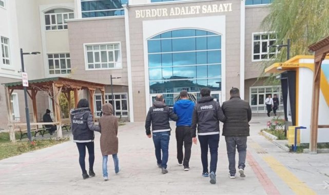 Burdur polisinden uyuşturucu operasyonu