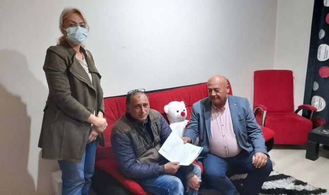 Burhaniye'de 12 aileye Cumhurbaşkanı Erdoğan'ın mesajını ilettiler