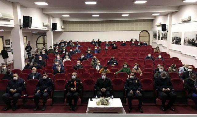 Burhaniye&#039;de Afet Eğitimi Toplantıları yapıldı