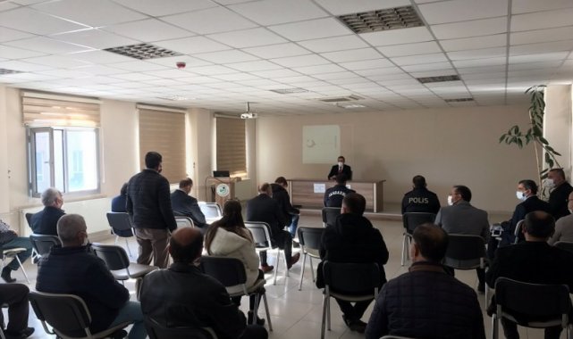 Burhaniye'de Aralık ayı muhtarlar toplantısı yapıldı