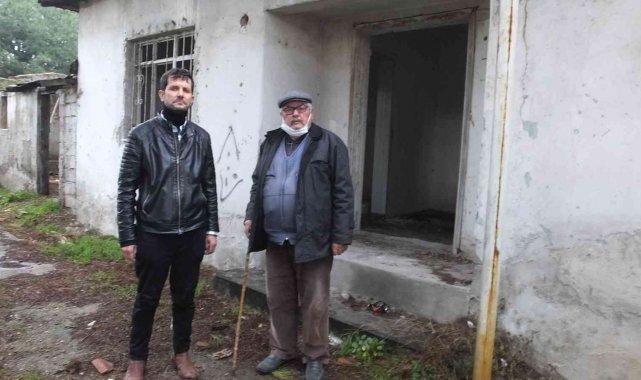 Burhaniye&#039;de kullanılmayan cami lojmanı tinercilerin mekânı oldu